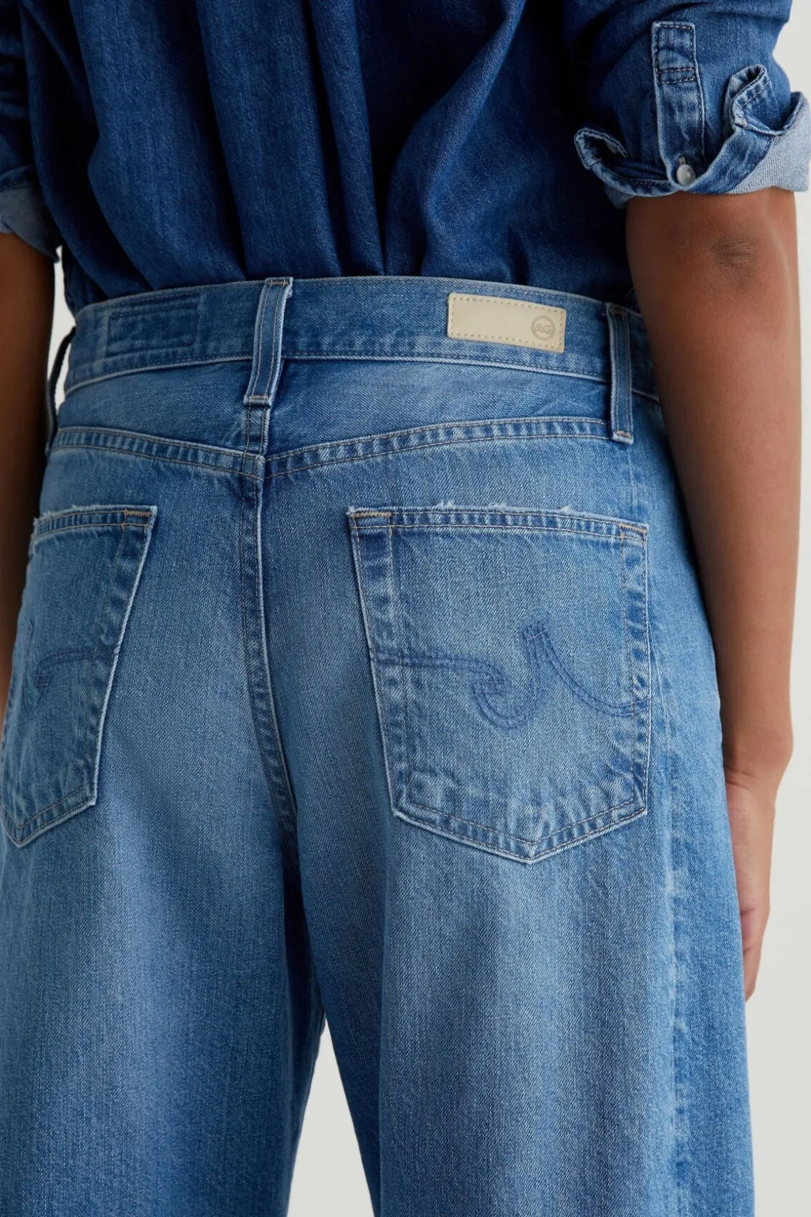 HATTIE HIGH RISE BARREL JEANS (FLASHBACK)