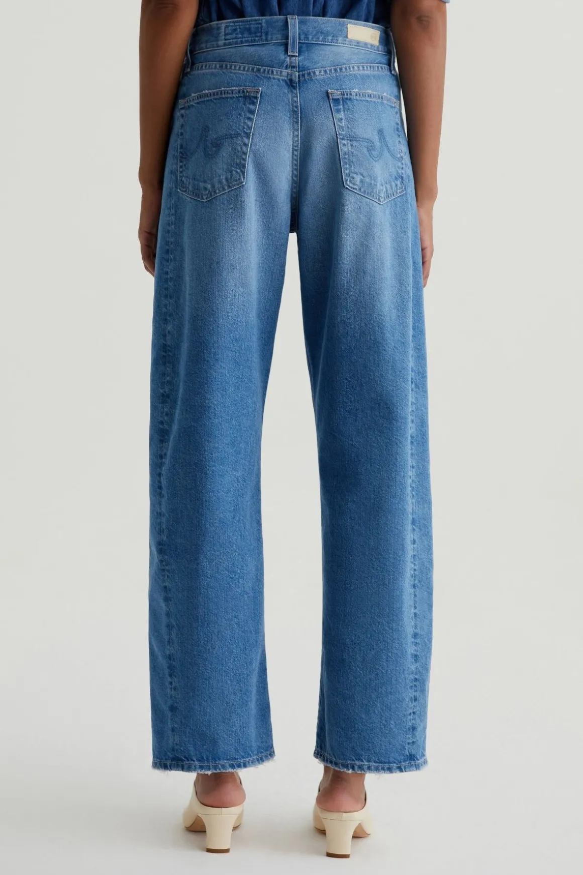 HATTIE HIGH RISE BARREL JEANS (FLASHBACK)