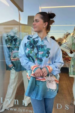 ILLUSTRATION OVERSIZED SHIRT (MADAME JADE)