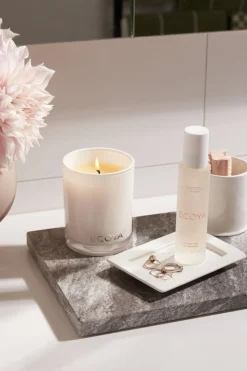 MADISON CANDLE (SWEET PEA & JASMINE)