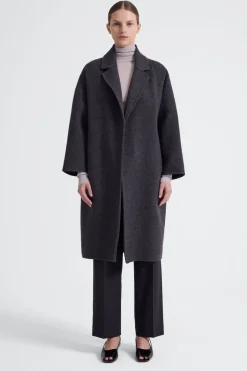 MEGA COAT (CHAR)