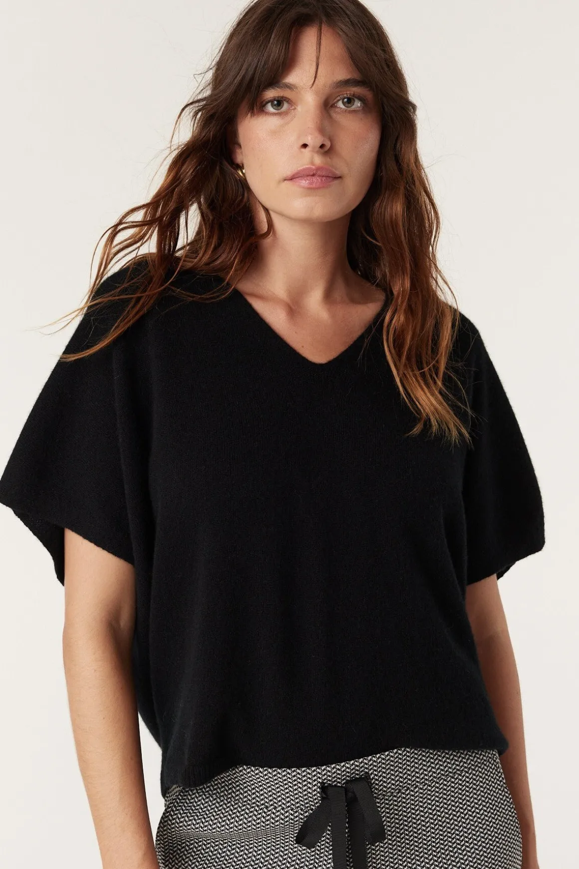 PURE CASHMERE RELAXED TOP (BLACK)