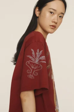 SURREALIST SUMMER BURGUNDY TEE (BURGUNDY)